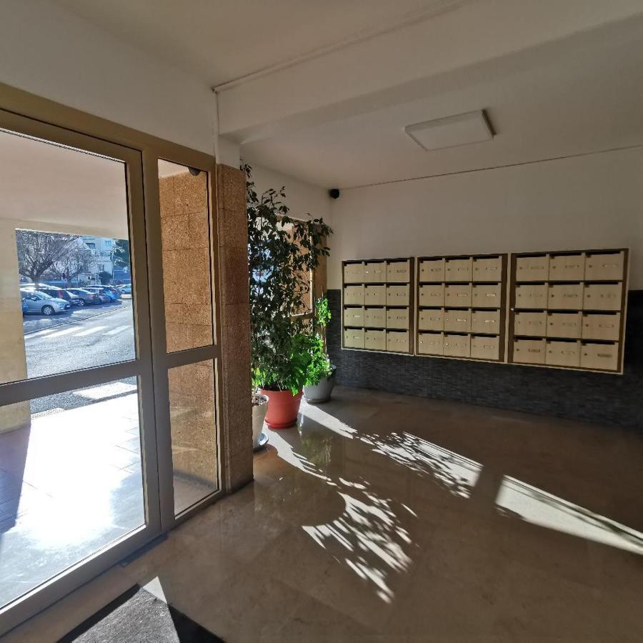 T2 Meuble Confort, Parking, Balcon,pres Parc Des Expositions, Stades