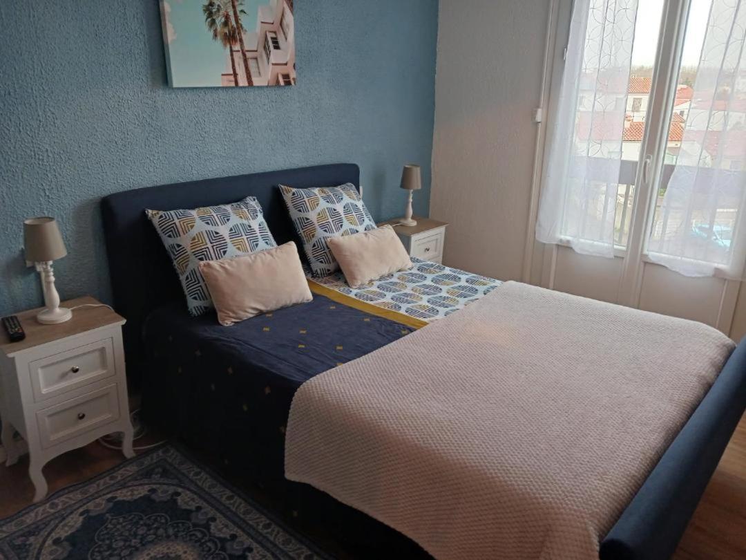 T2 Meuble Confort, Parking, Balcon,pres Parc Des Expositions, Stades *